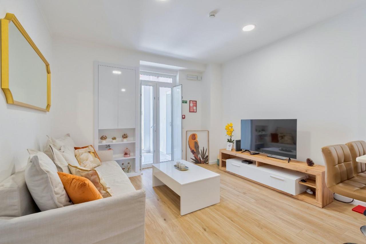 Garrett Terrace Apartment Setubal