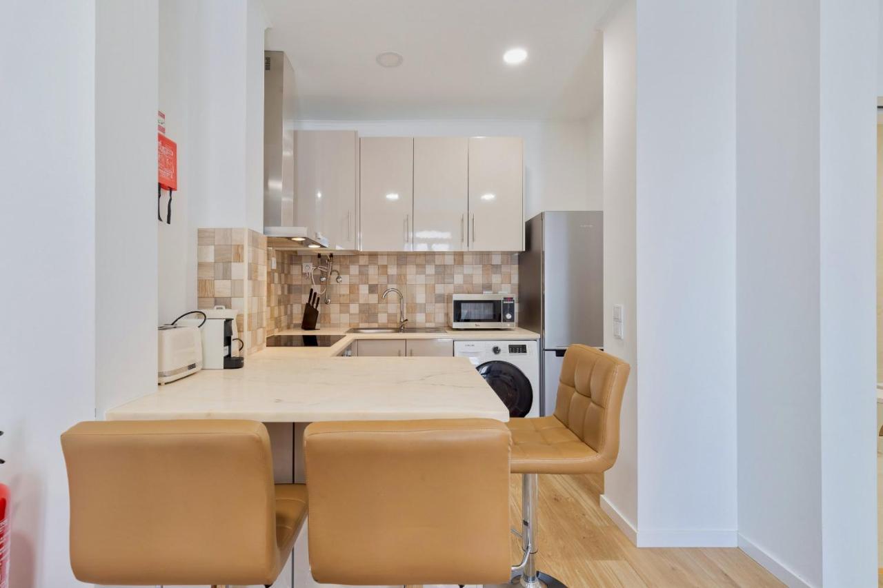 Garrett Terrace Apartment *