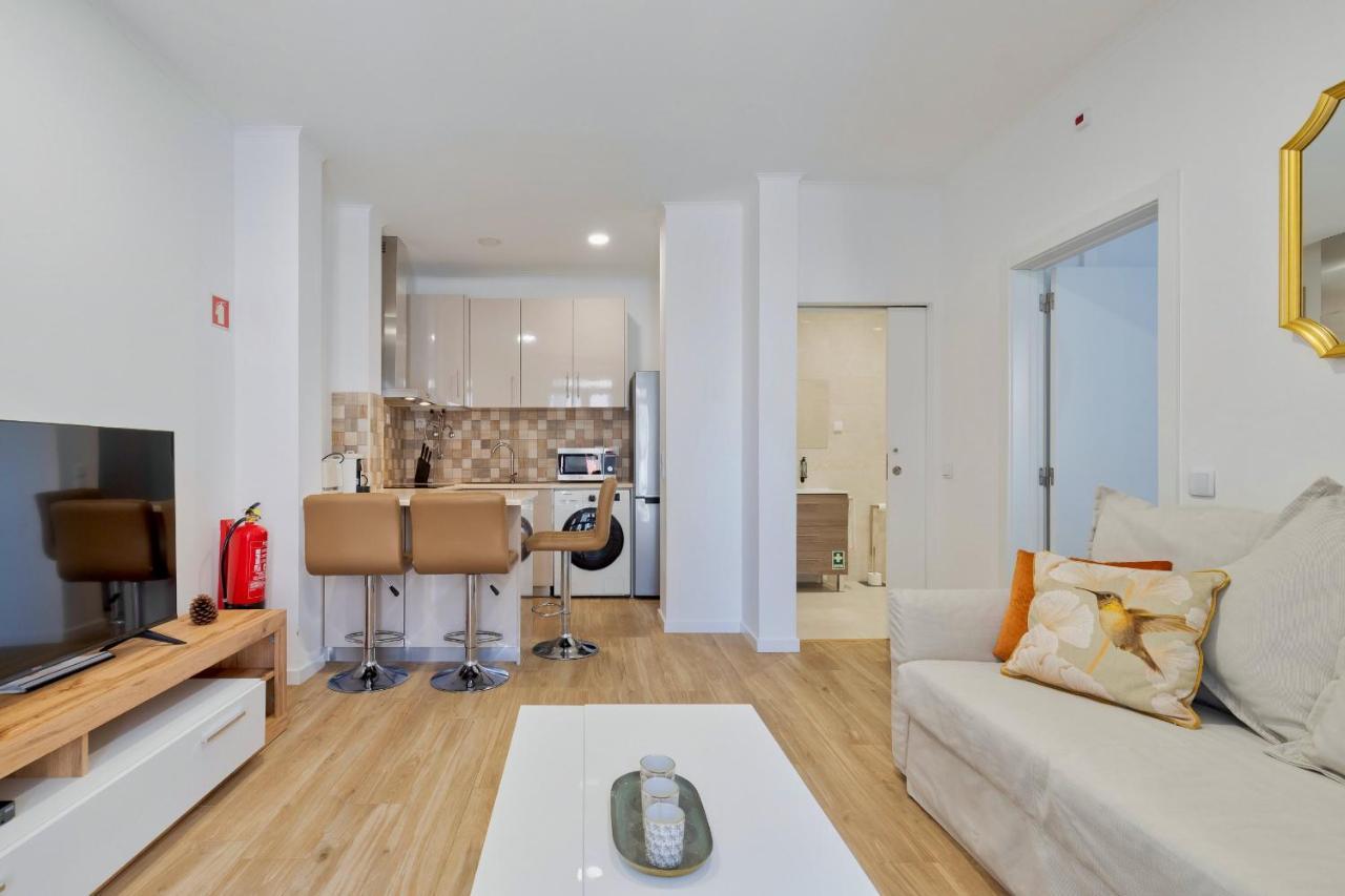 Garrett Terrace Apartment *